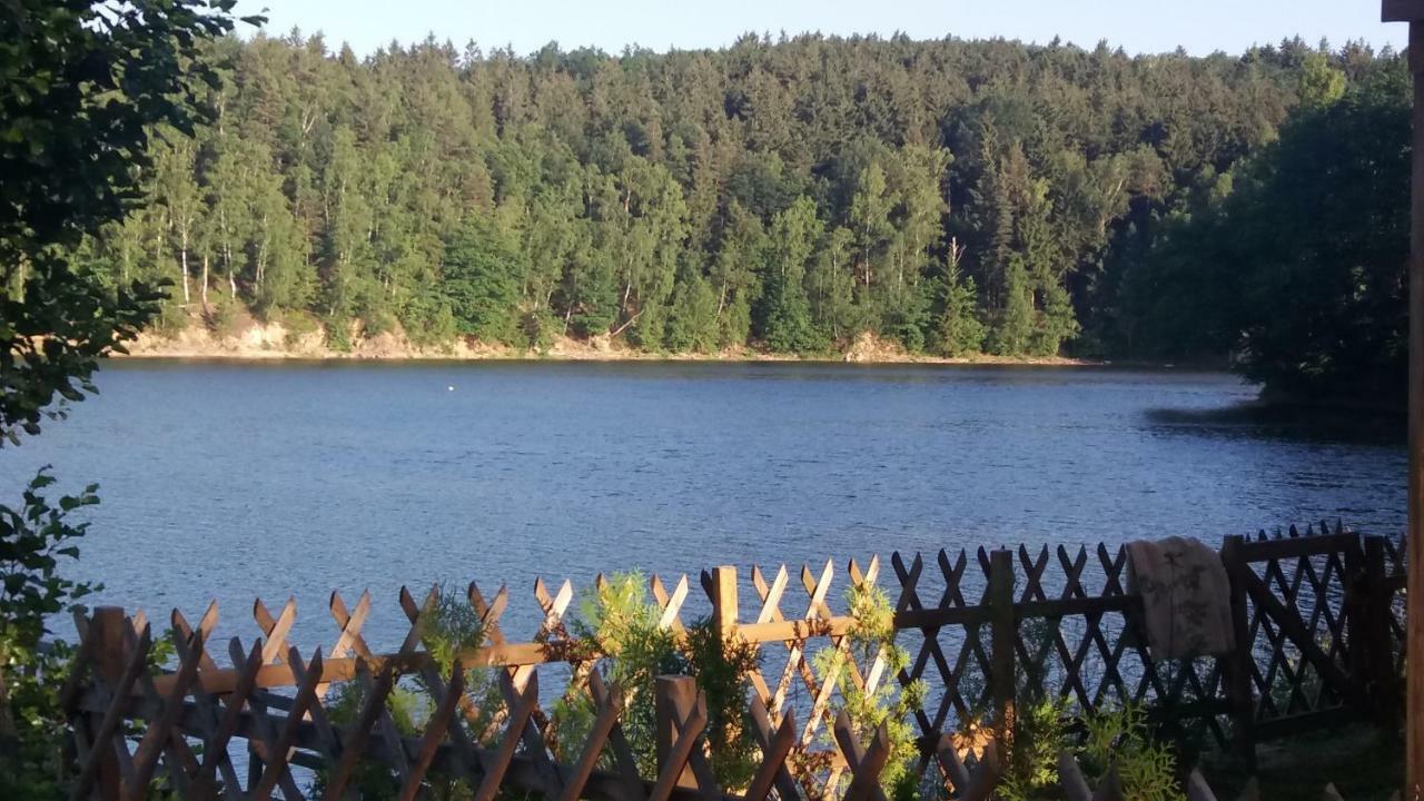 Domki Nad Jeziorem W Karlowicach Karlowice Exterior foto